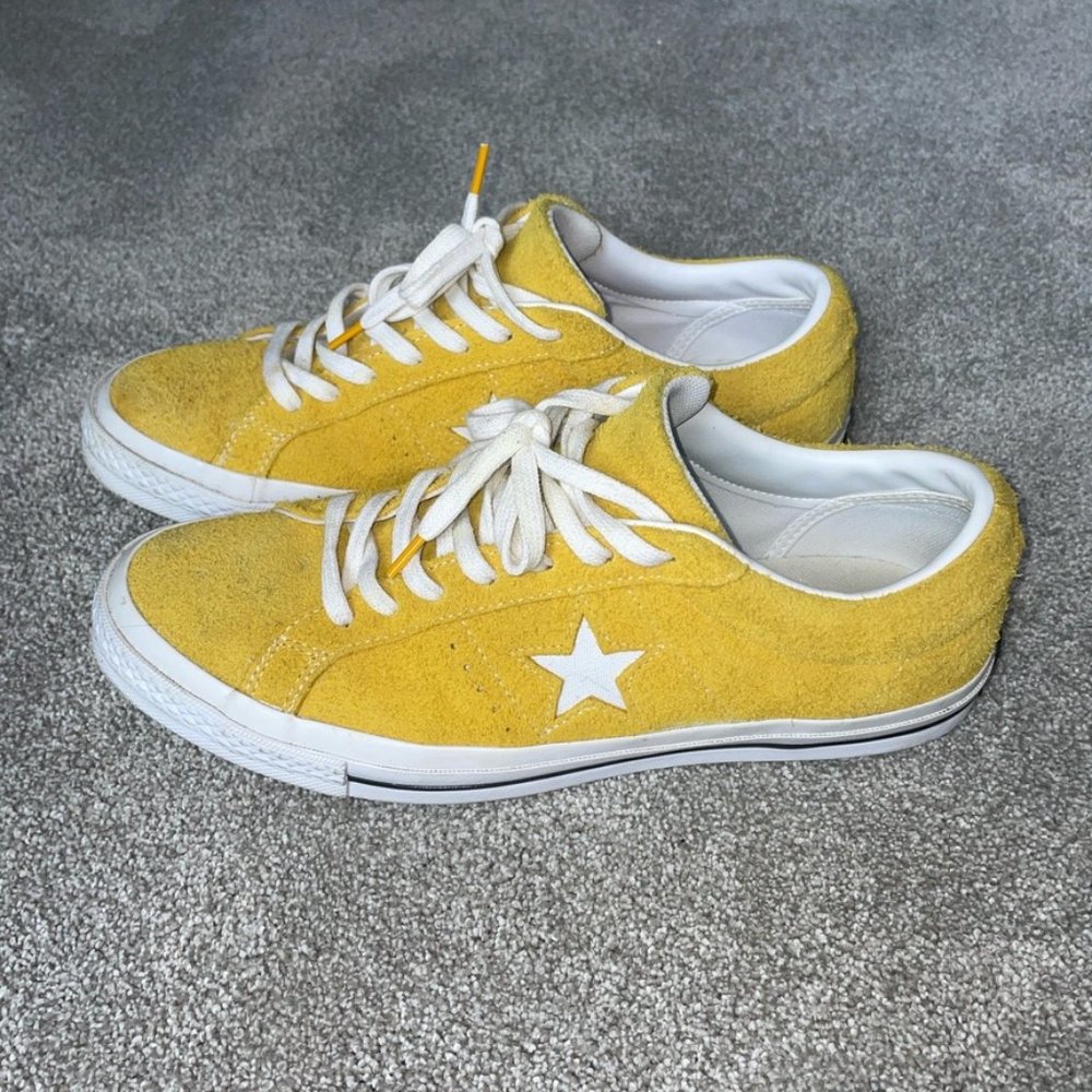 CONVERSE ONE STAR yellow suede